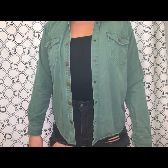 Button up light fall jacket - Picture 3 of 4